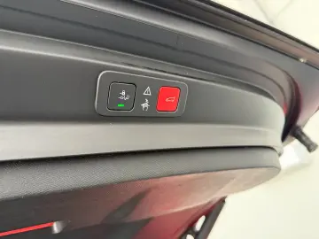 Peugeot 5008 Gen-Ii-2016