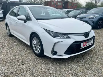 Toyota Corolla 1.5 Benzina