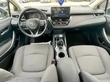 Toyota Corolla 1.5 Benzina