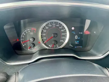 Toyota Corolla 1.5 Benzina