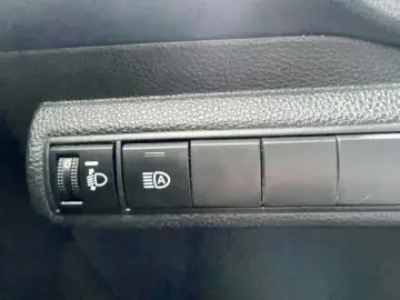 Toyota Corolla 1.5 Benzina