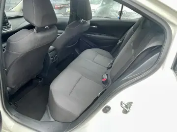 Toyota Corolla 1.5 Benzina