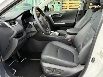 Toyota Rav-4 Gen-V-2018