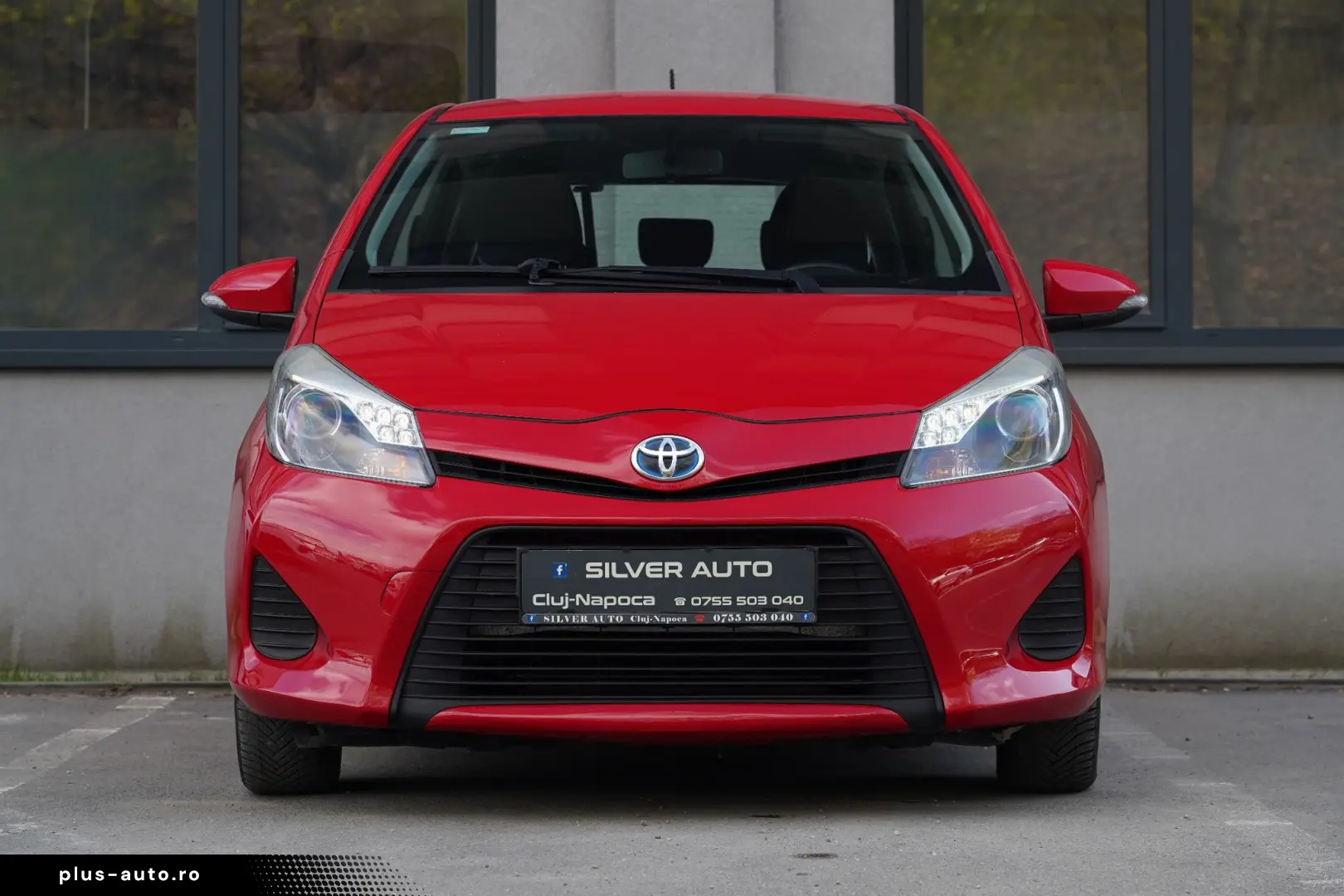 Toyota Yaris 1.5 VVT-i HSD Sol