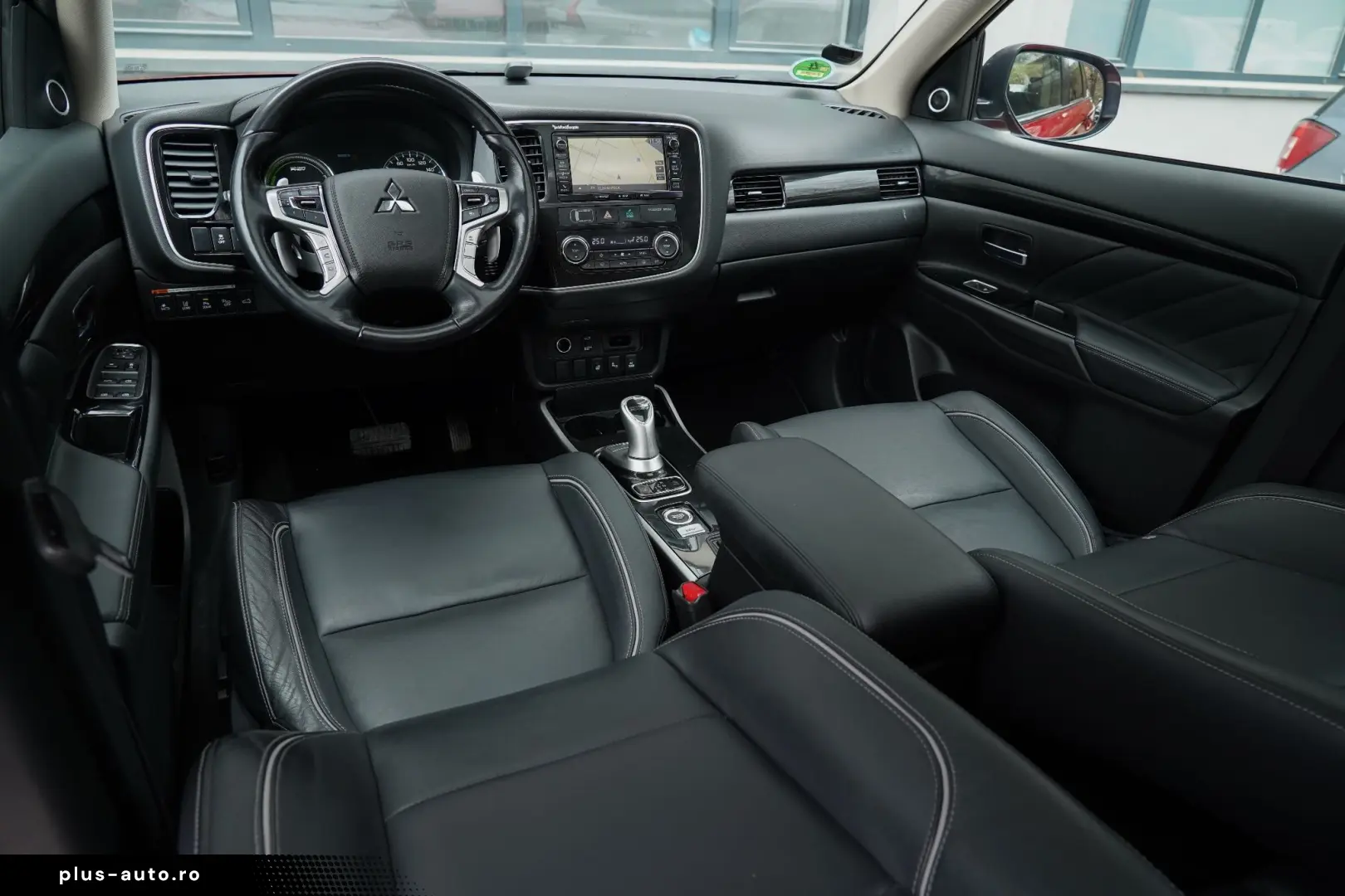 Mitsubishi Outlander 2.0 4WD Plus