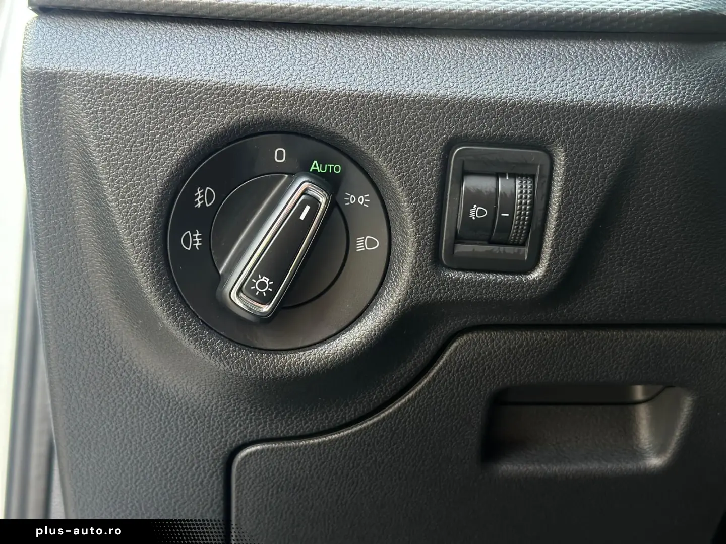 Skoda Scala 1.0TSI 110CP LED Scaune Incalzite Climatronic Ga