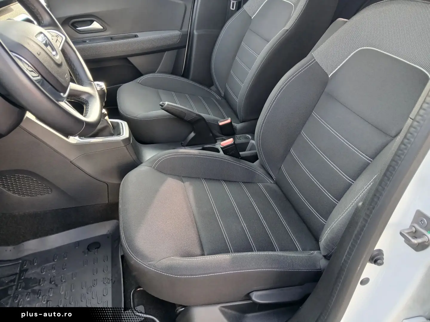 Dacia Logan Expression TCe 90 MT6