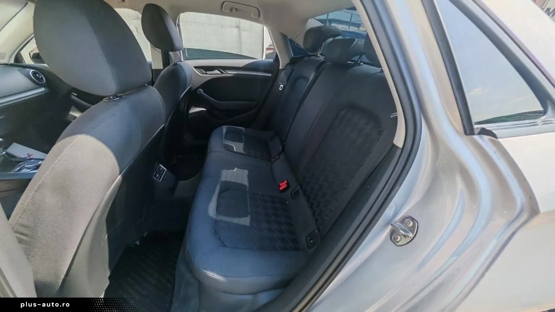 Audi A3 Diesel 2015 Sedan - Rate   Credit