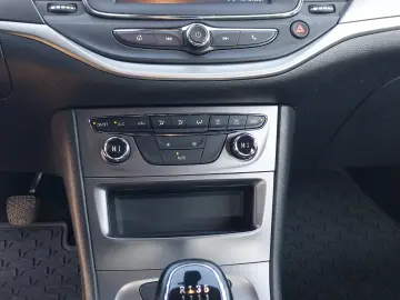 Opel Astra K 5 usi Benzina