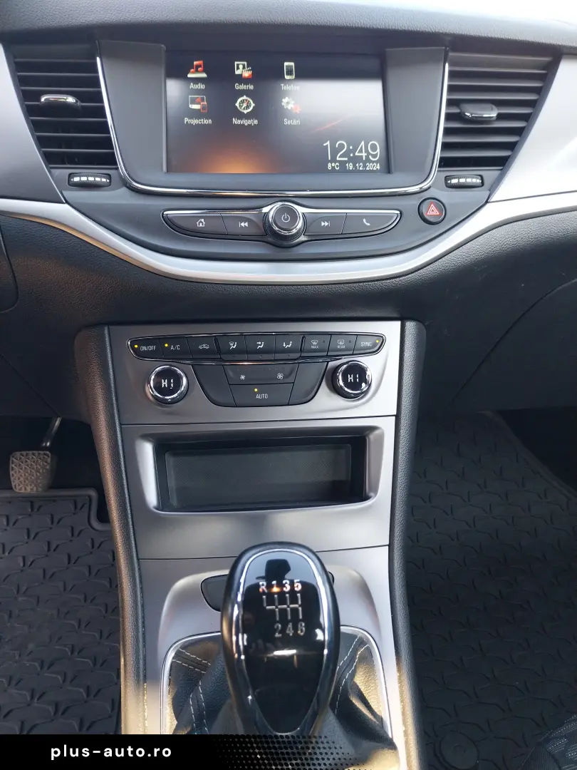 Opel Astra K 5 usi Benzina