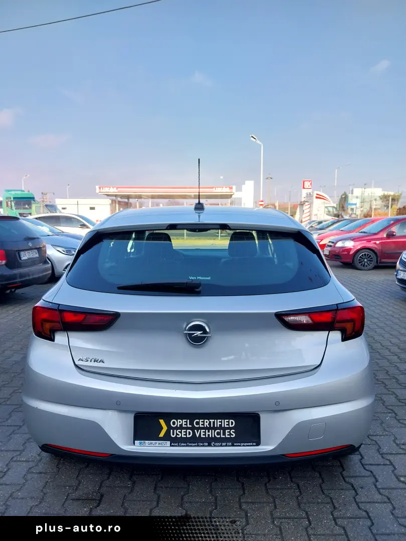 Opel Astra K 5 usi Benzina