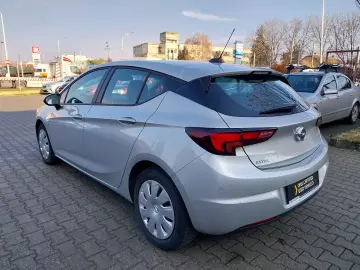 Opel Astra K 5 usi Benzina
