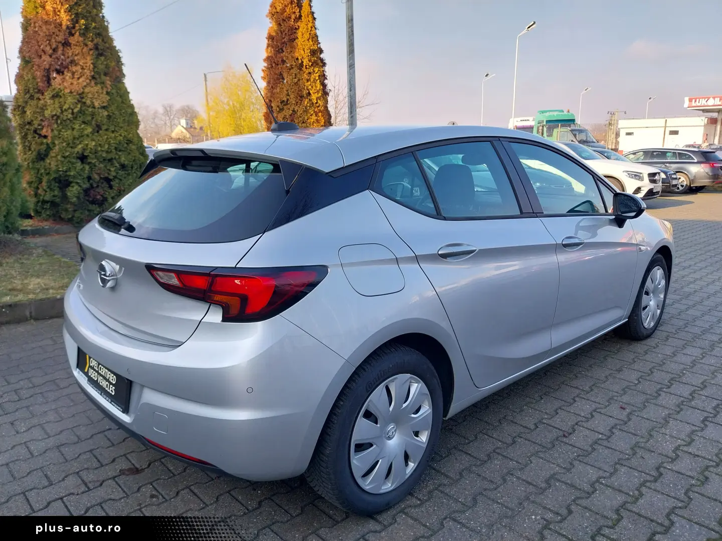 Opel Astra K 5 usi Benzina