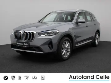 BMW X3 xD30e Panorama Kamera DAB HiFi Lenkrhz Sport