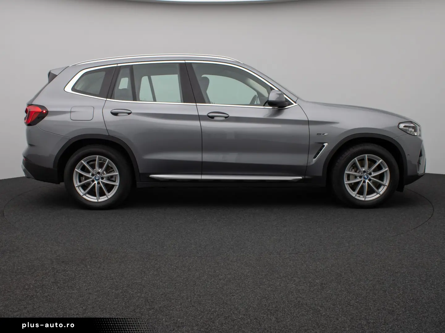 BMW X3 xD30e Panorama Kamera DAB HiFi Lenkrhz Sport