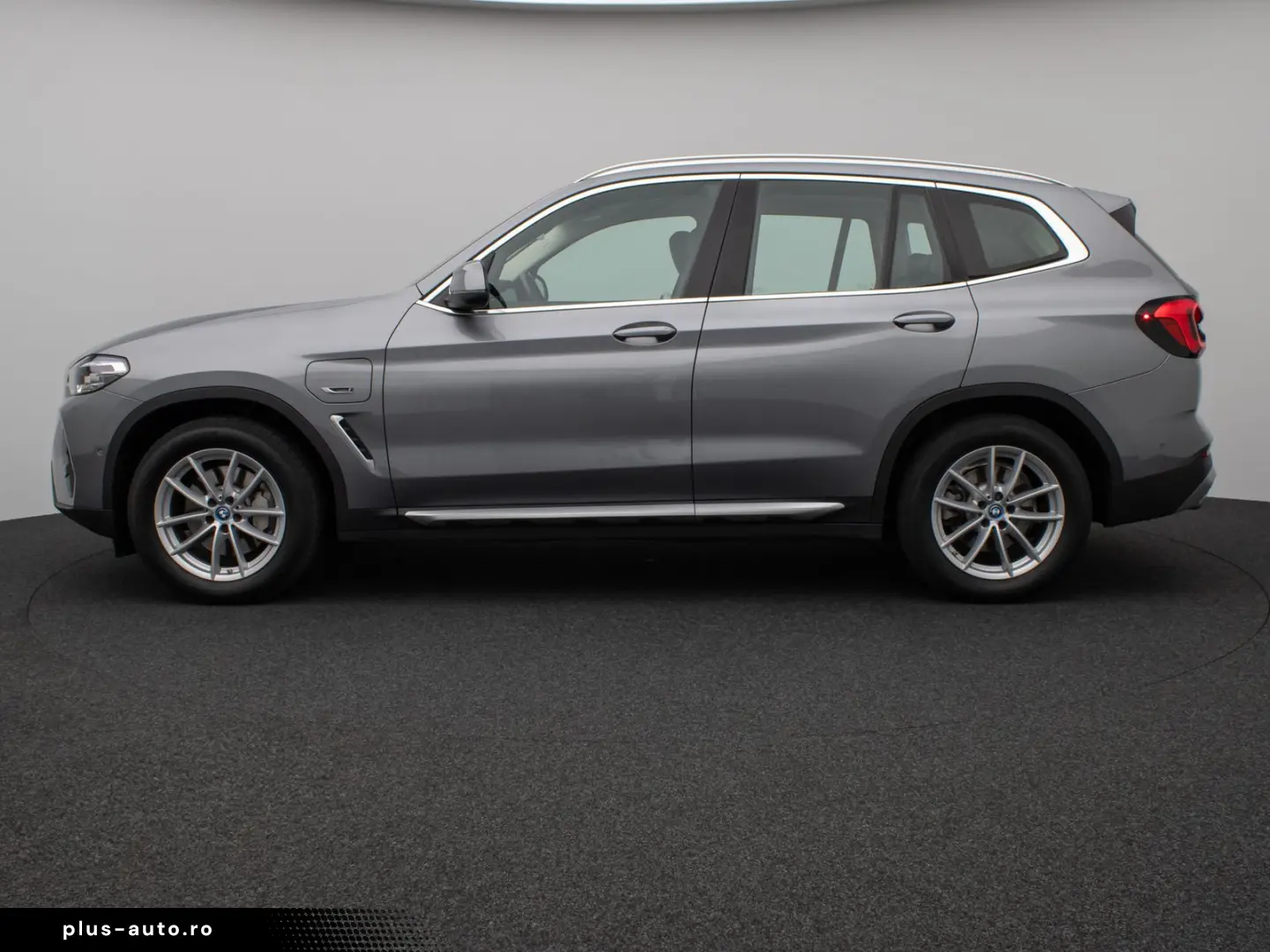 BMW X3 xD30e Panorama Kamera DAB HiFi Lenkrhz Sport