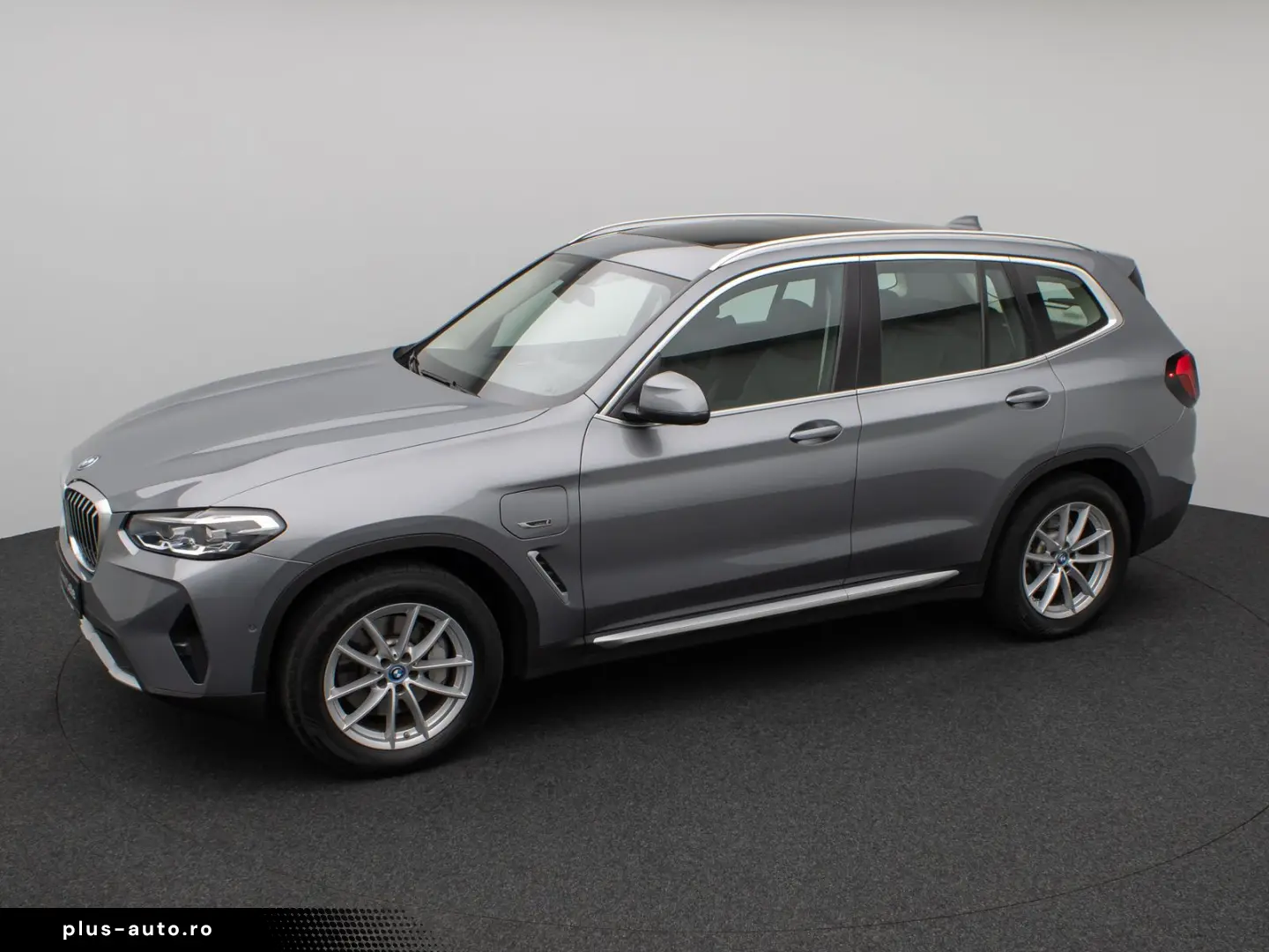 BMW X3 xD30e Panorama Kamera DAB HiFi Lenkrhz Sport