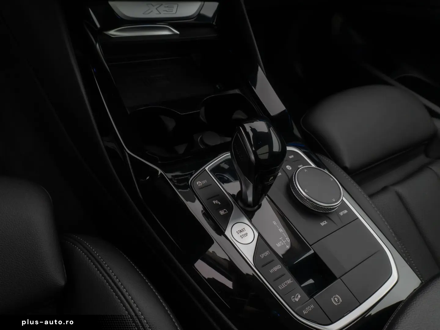 BMW X3 xD30e Panorama Kamera DAB HiFi Lenkrhz Sport