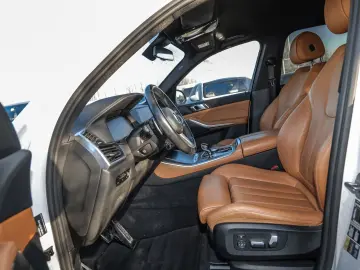 BMW X5 xDrive45e M Sport HuD Hifi Laser Luftfederung