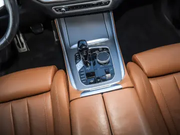 BMW X5 xDrive45e M Sport HuD Hifi Laser Luftfederung