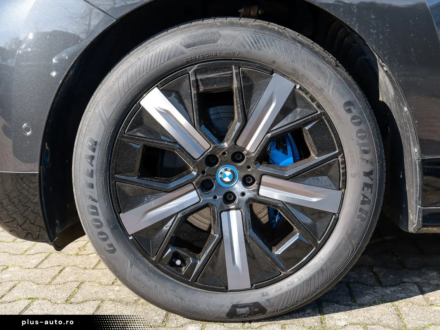 BMW iX xDrive40 Sportpaket HuD Laser Skylounge AHK H