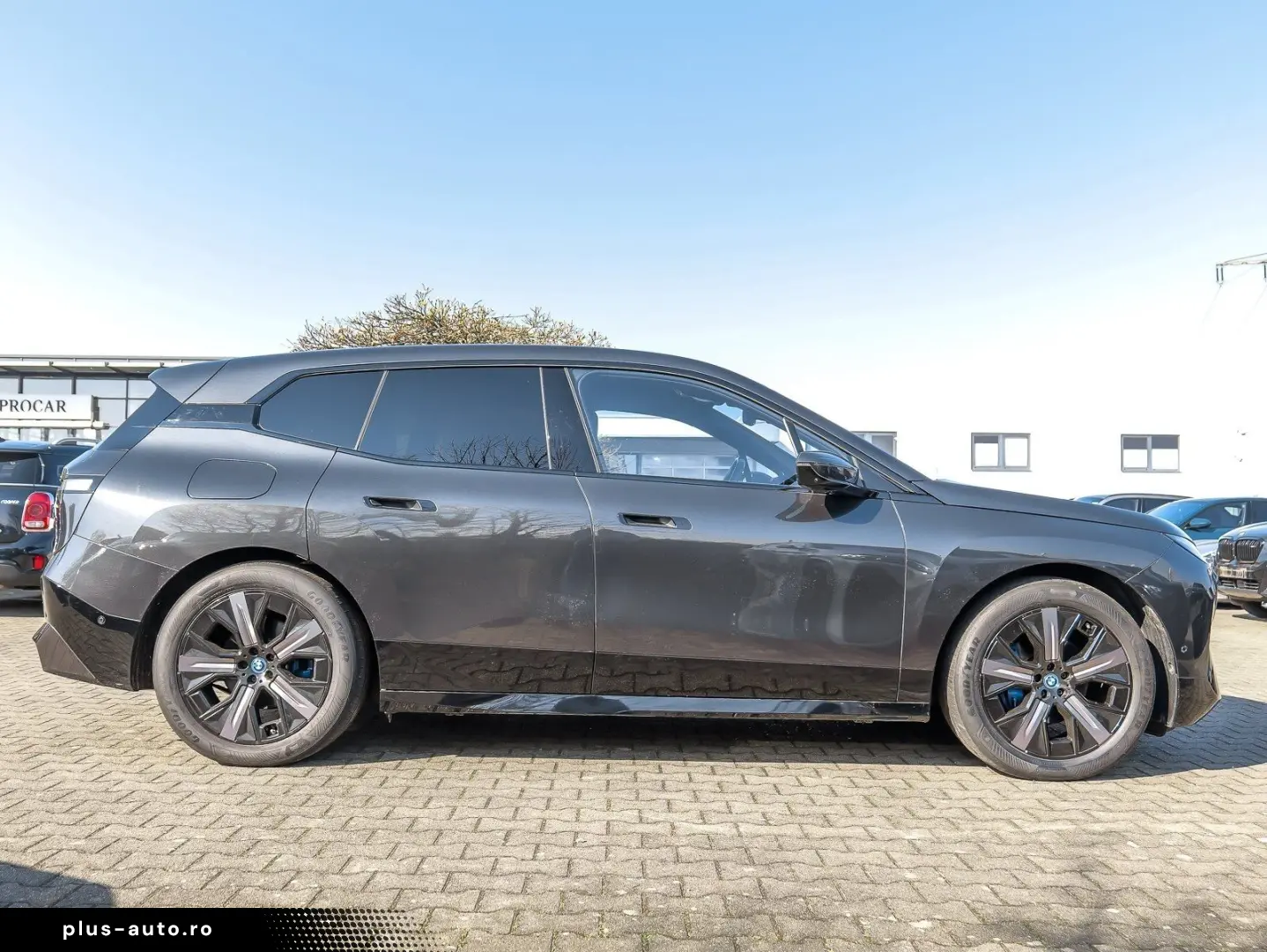 BMW iX xDrive40 Sportpaket HuD Laser Skylounge AHK H