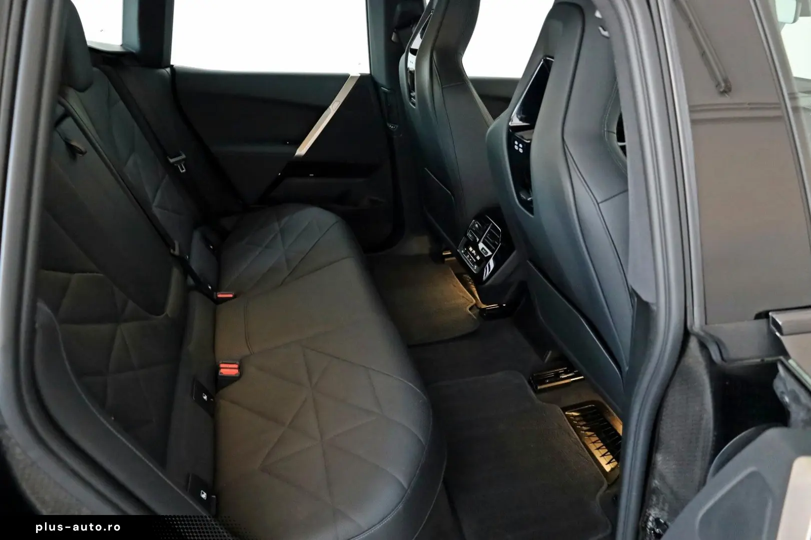 BMW iX50 xDrive Sport Leder Navi Panorama Sky Lounge