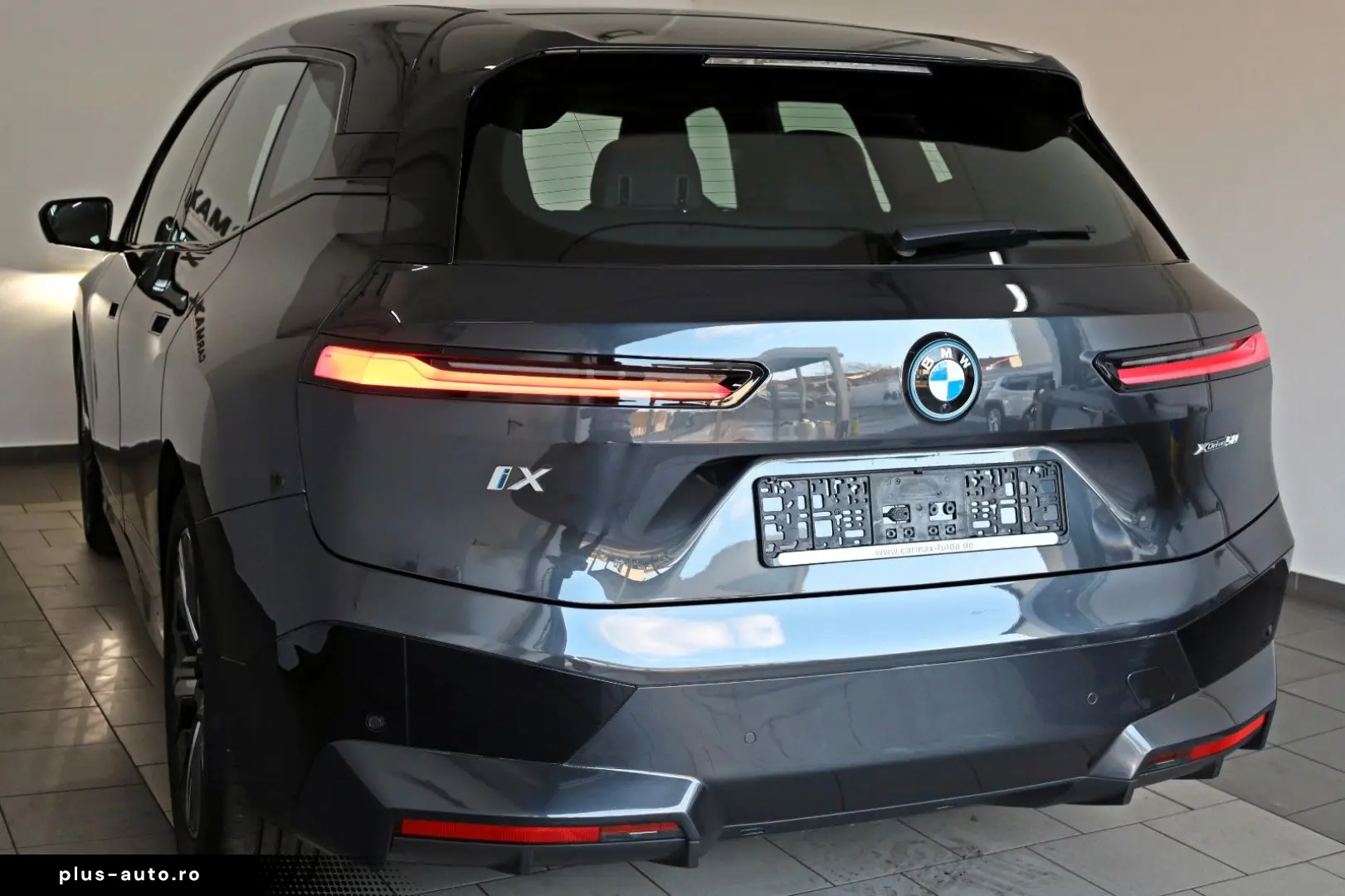 BMW iX50 xDrive Sport Leder Navi Panorama Sky Lounge