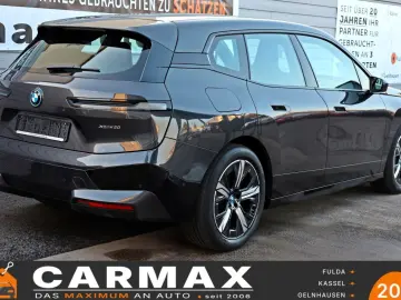 BMW iX50 xDrive Sport Leder Navi Panorama Sky Lounge