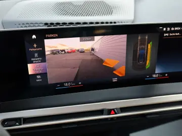 BMW iX50 xDrive Sport Leder Navi Panorama Sky Lounge