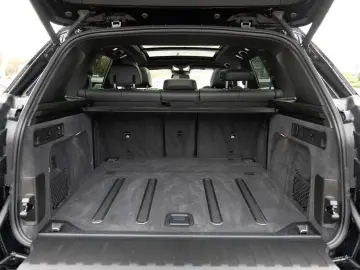 BMW X5 M60i PANO NAVI AKTIVLENKUNG H K SHZ MEMORY