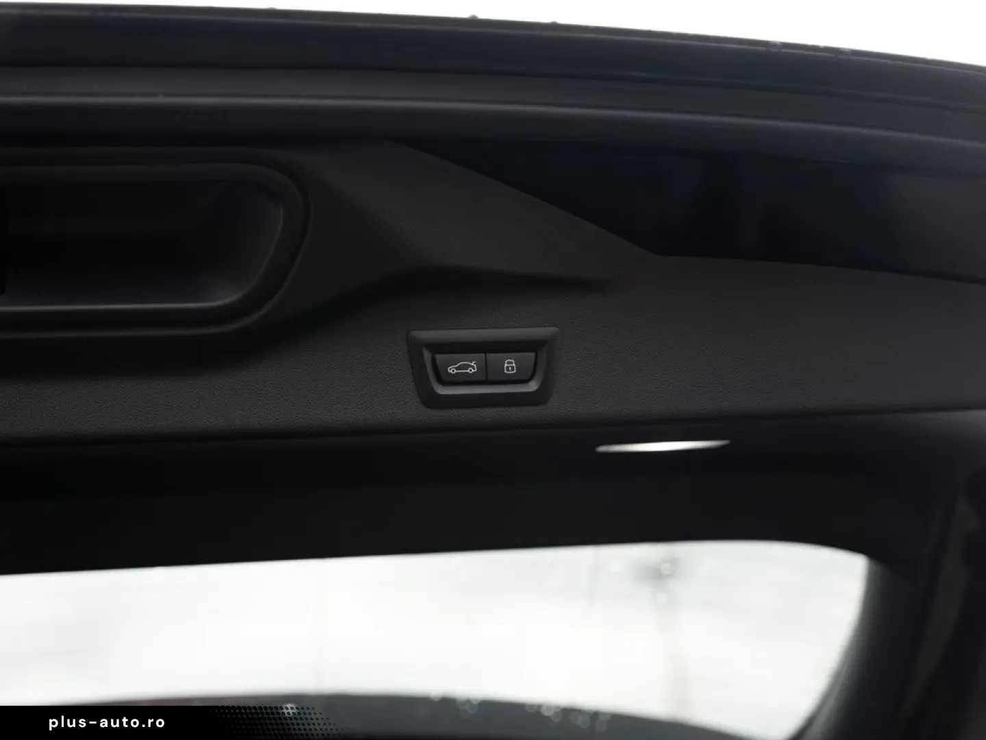 BMW X5 M60i PANO NAVI AKTIVLENKUNG H K SHZ MEMORY