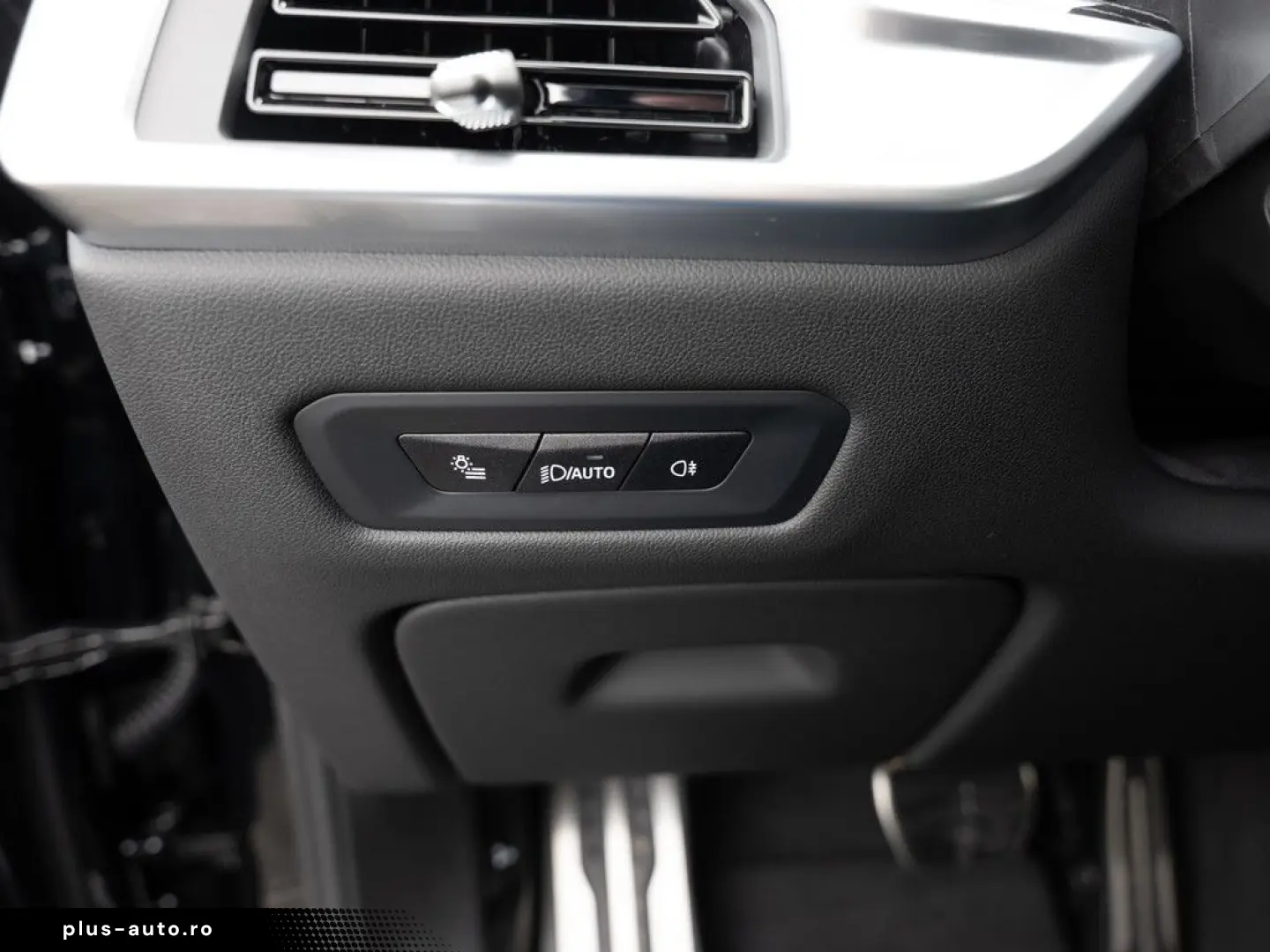 BMW X5 M60i PANO NAVI AKTIVLENKUNG H K SHZ MEMORY