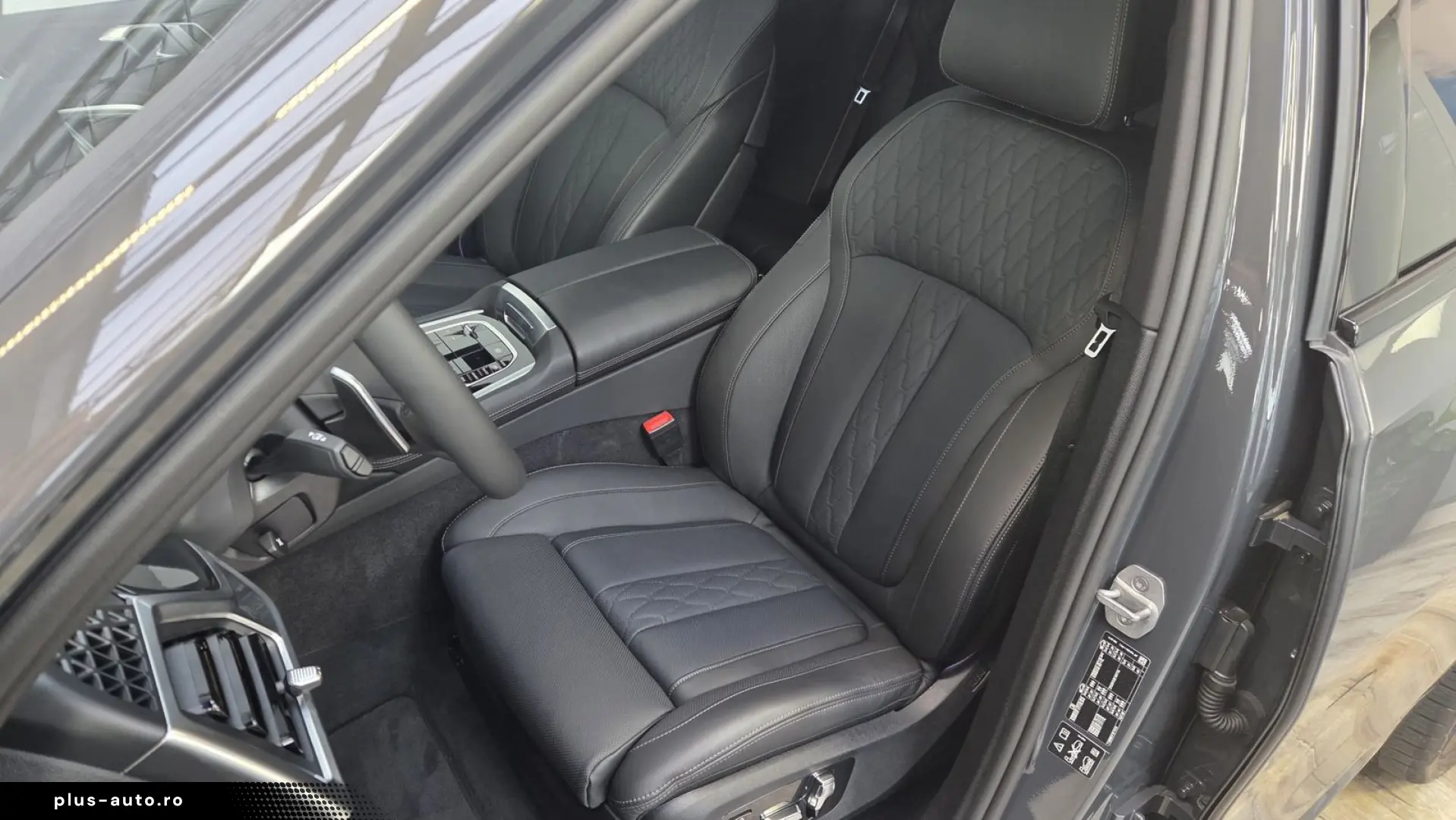 BMW X6 xDr40d MSport Pro AHK 22Zoll Luftfeder UPE137