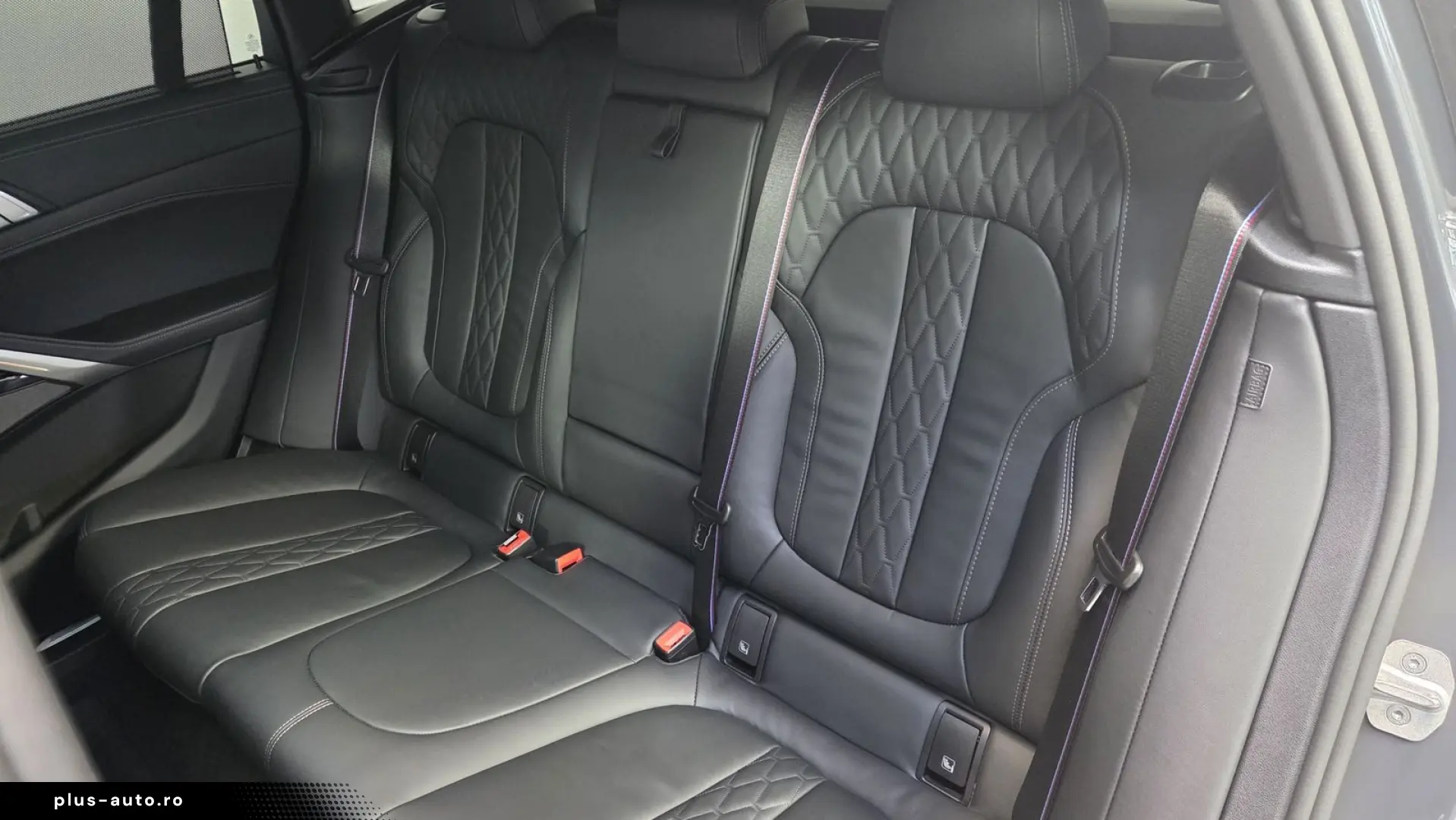 BMW X6 xDr40d MSport Pro AHK 22Zoll Luftfeder UPE137