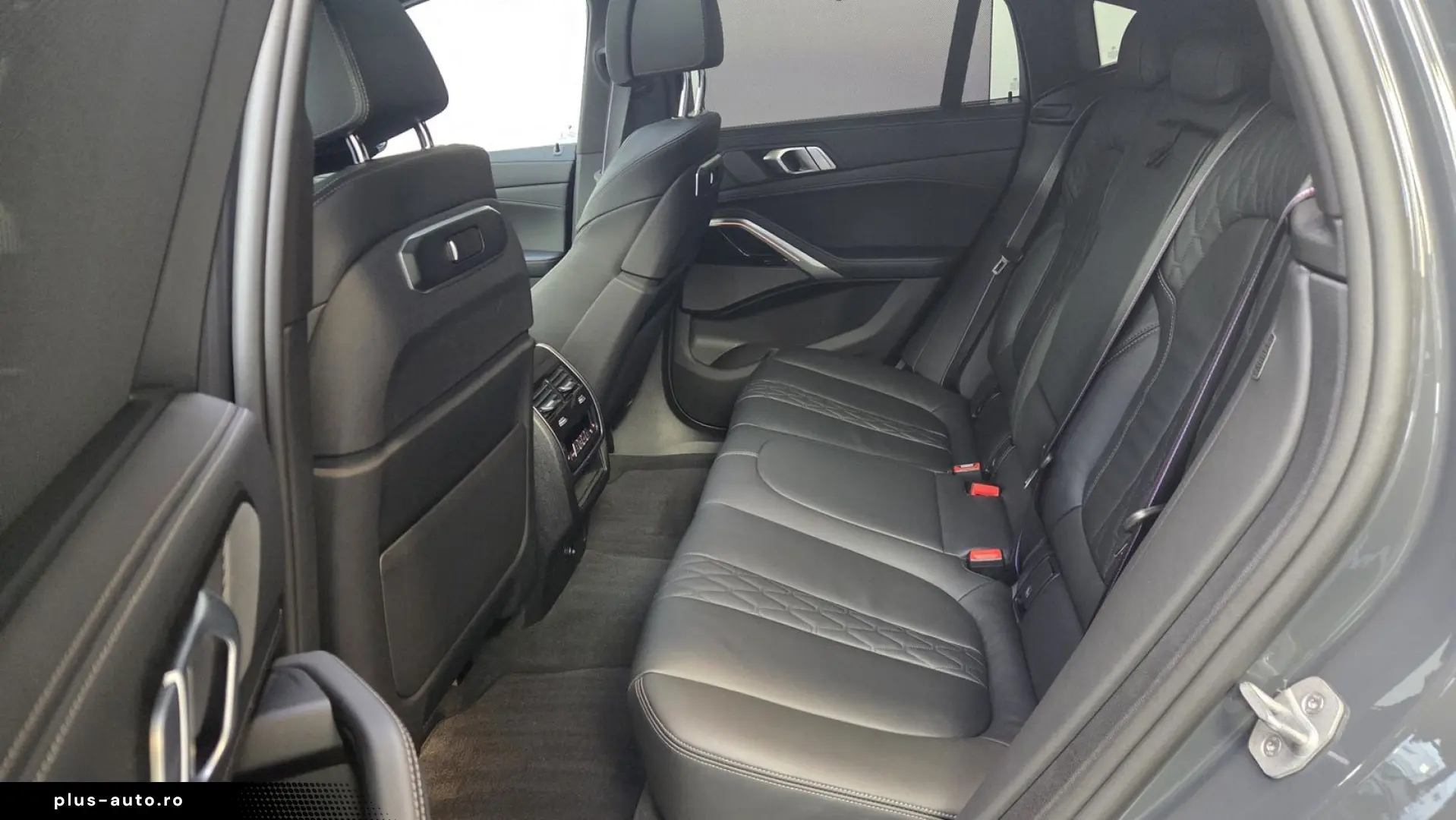 BMW X6 xDr40d MSport Pro AHK 22Zoll Luftfeder UPE137