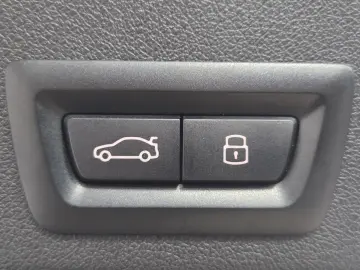 BMW X6 xDr40d MSport Pro AHK 22Zoll Luftfeder UPE137