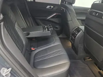 BMW X6 xDr40d MSport Pro AHK 22Zoll Luftfeder UPE137