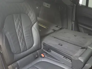 BMW X6 xDr40d MSport Pro AHK 22Zoll Luftfeder UPE137