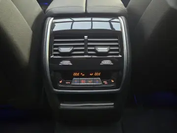 BMW X6 xDr40d MSport Pro AHK 22Zoll Luftfeder UPE137