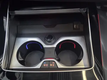 BMW X6 xDr40d MSport Pro AHK 22Zoll Luftfeder UPE137