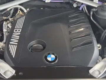 BMW X6 xDr40d MSport Pro AHK 22Zoll Luftfeder UPE137