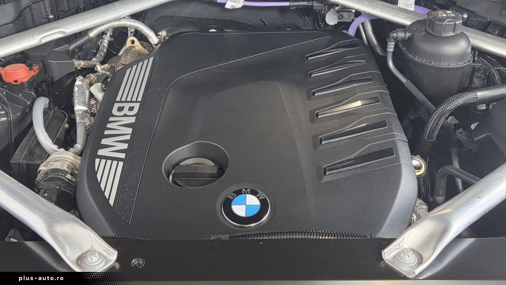 BMW X6 xDr40d MSport Pro AHK 22Zoll Luftfeder UPE137