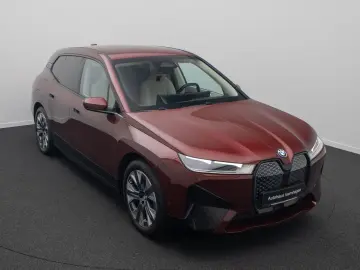 BMW iX xD40 Edition Sport DAB Kamera Komfort 21Zoll
