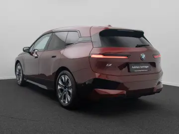 BMW iX xD40 Edition Sport DAB Kamera Komfort 21Zoll