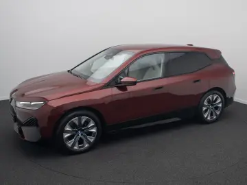BMW iX xD40 Edition Sport DAB Kamera Komfort 21Zoll