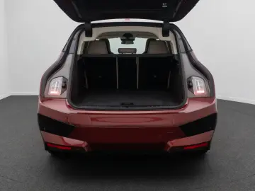 BMW iX xD40 Edition Sport DAB Kamera Komfort 21Zoll