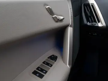 BMW iX xD40 Edition Sport DAB Kamera Komfort 21Zoll