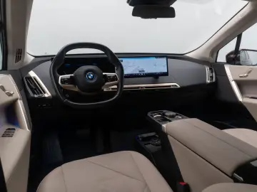 BMW iX xD40 Edition Sport DAB Kamera Komfort 21Zoll