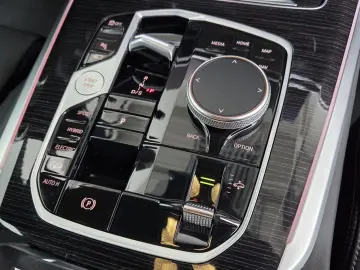 BMW X5 xDrive50e M Sport Pro 22Zoll ACC 360  Luft